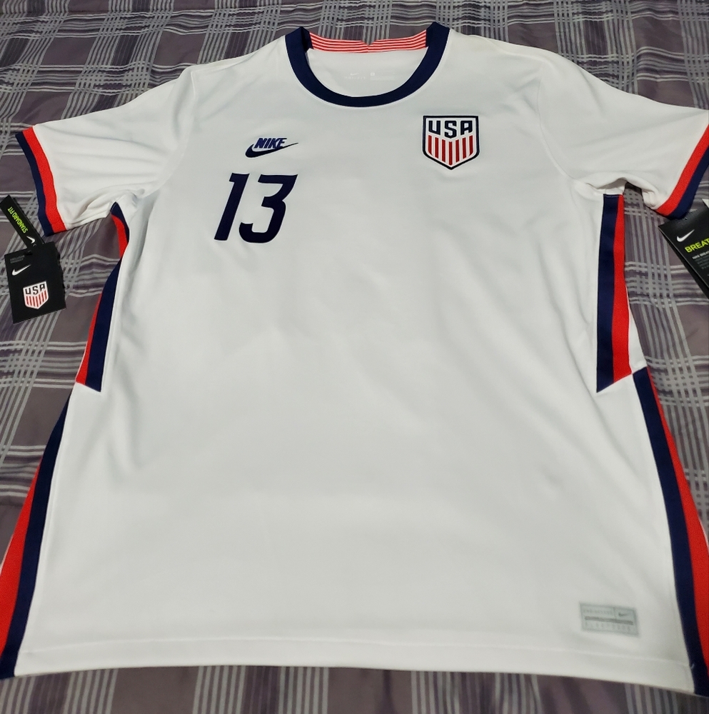 Alex Morgan USA Jersey Sz L